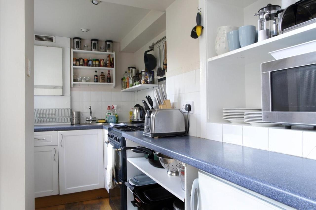 Central And Spacious 2 Bedroom Flat With Garden EDI Kültér fotó